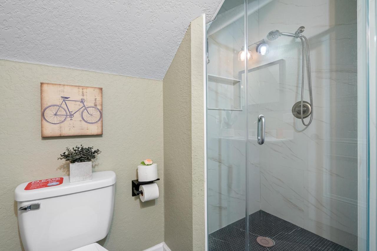 Cozy And Spacious 4Br House With Pool In Tampa Eksteriør bilde